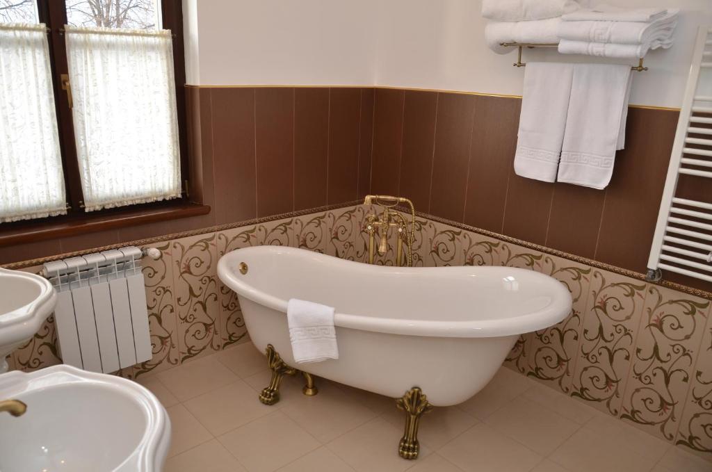 Chateau Royal Hotel Berezovka (Ivano-Frankivsk) Quarto foto