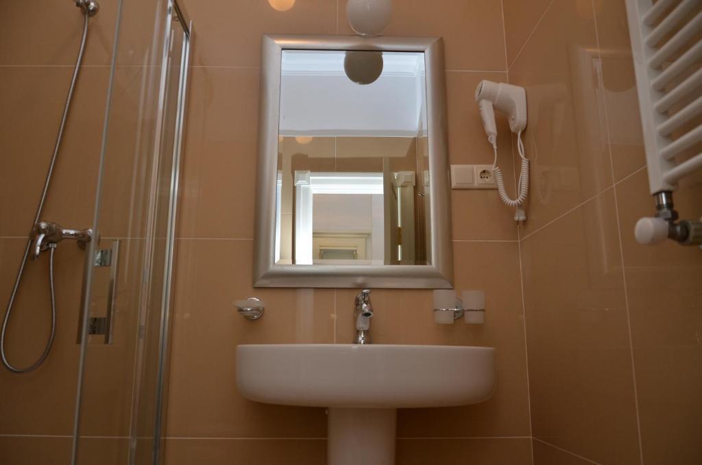Chateau Royal Hotel Berezovka (Ivano-Frankivsk) Quarto foto