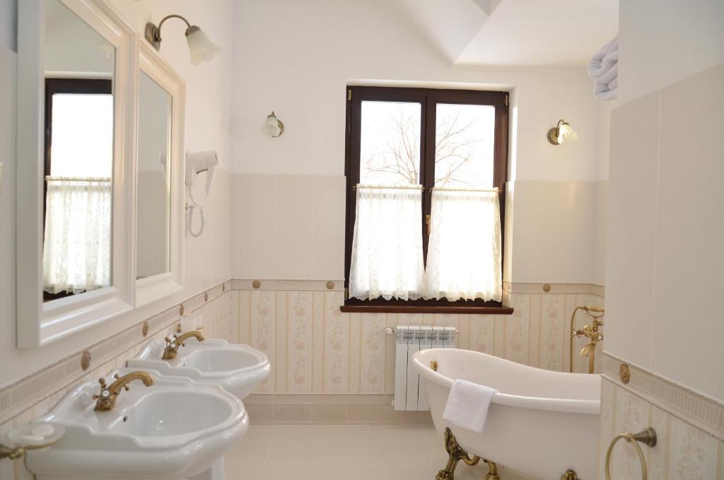 Chateau Royal Hotel Berezovka (Ivano-Frankivsk) Quarto foto